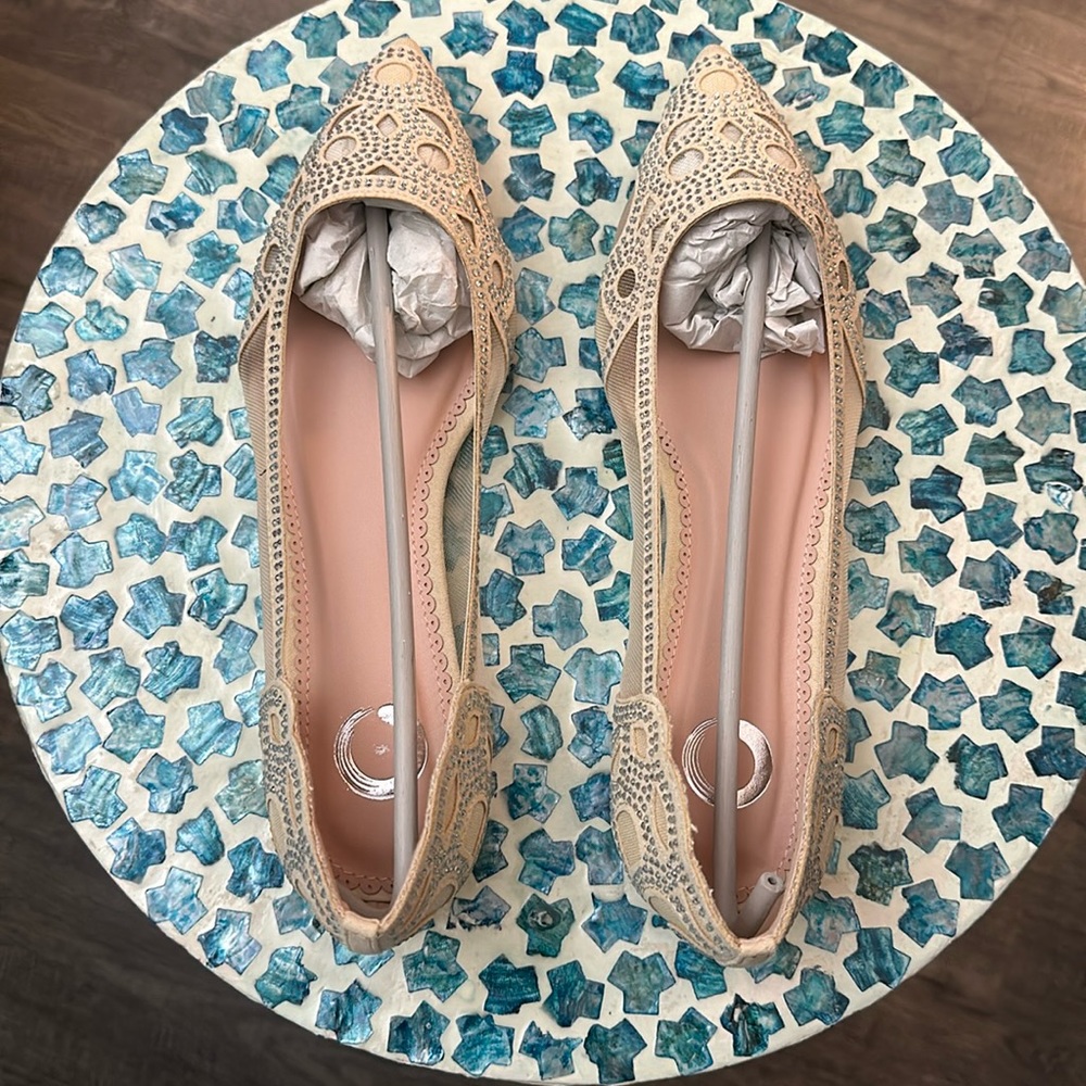 NWB Journee Collection Women’s Flats Size 7.5